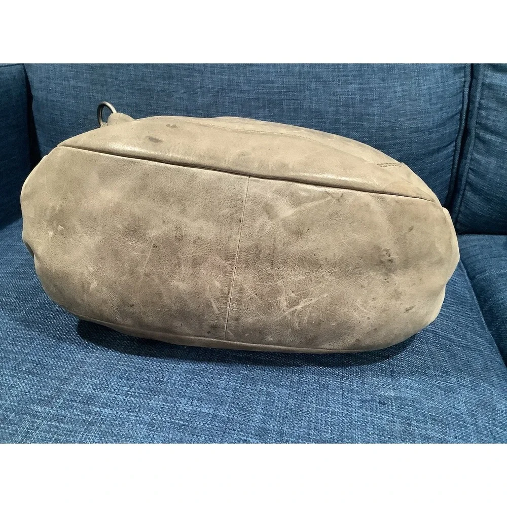 💙FRYE Melissa Hobo  Distressed Leather Bag